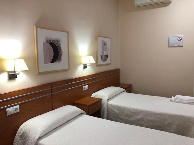 Hostal Mayor Madrid Ngoại thất bức ảnh